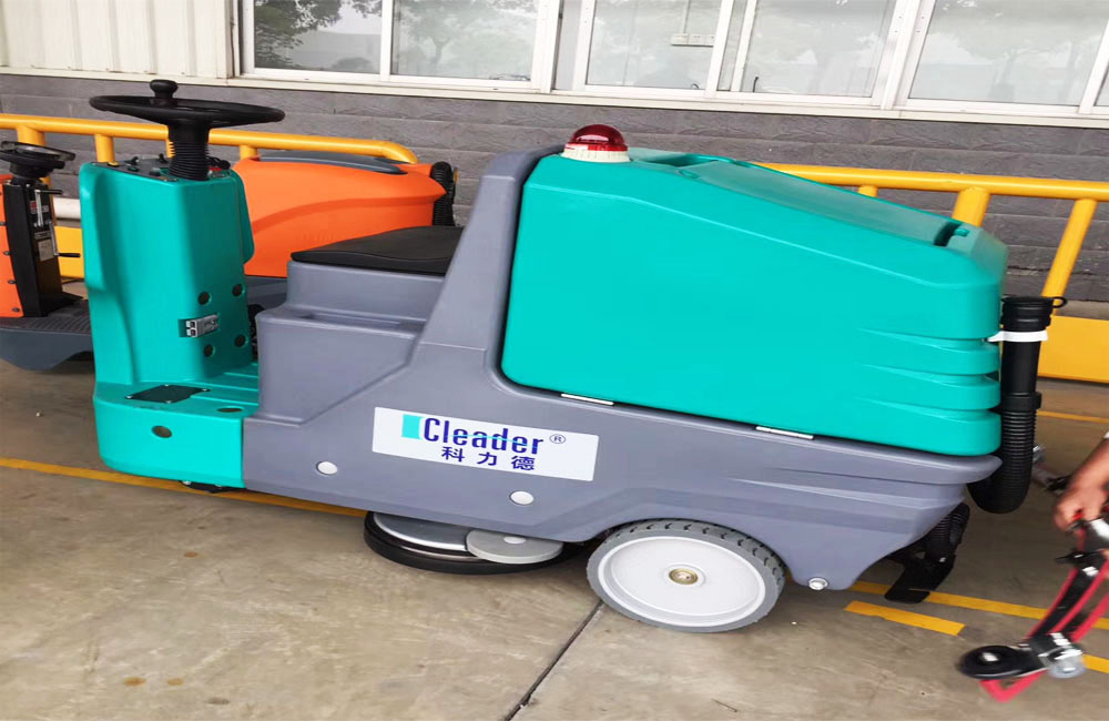 科力德駕駛式洗地機(jī)可以用在地下車(chē)庫(kù)嗎